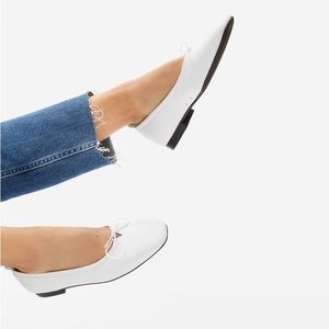 NWT Everlane The Day Ballet Flat. Size 7. White.